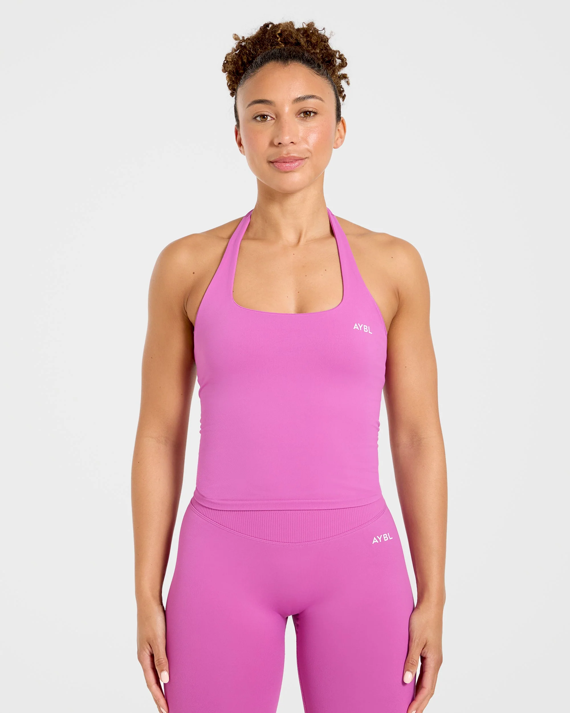 Colorset-Enhance Seamless Halterneck Top